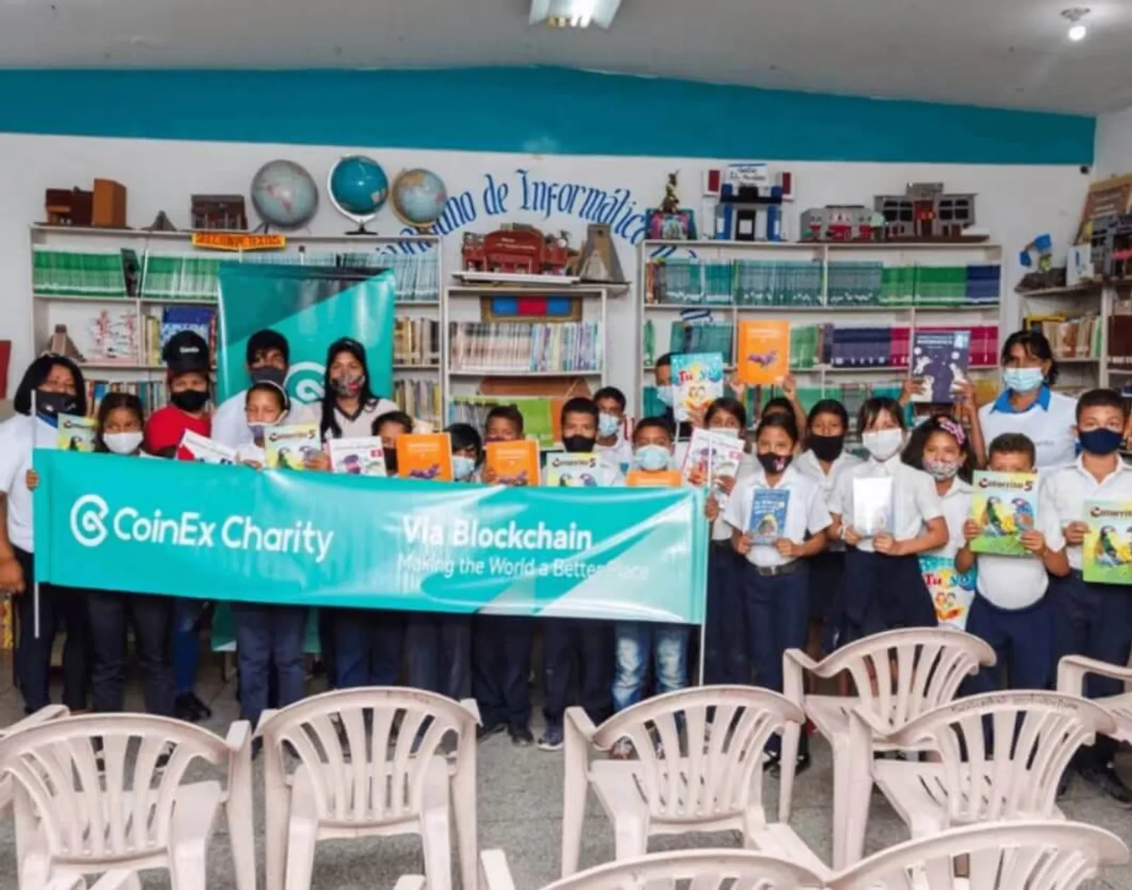 CoinEx Charity全球捐书公益之行：跨越11个国家，捐赠超1万本书