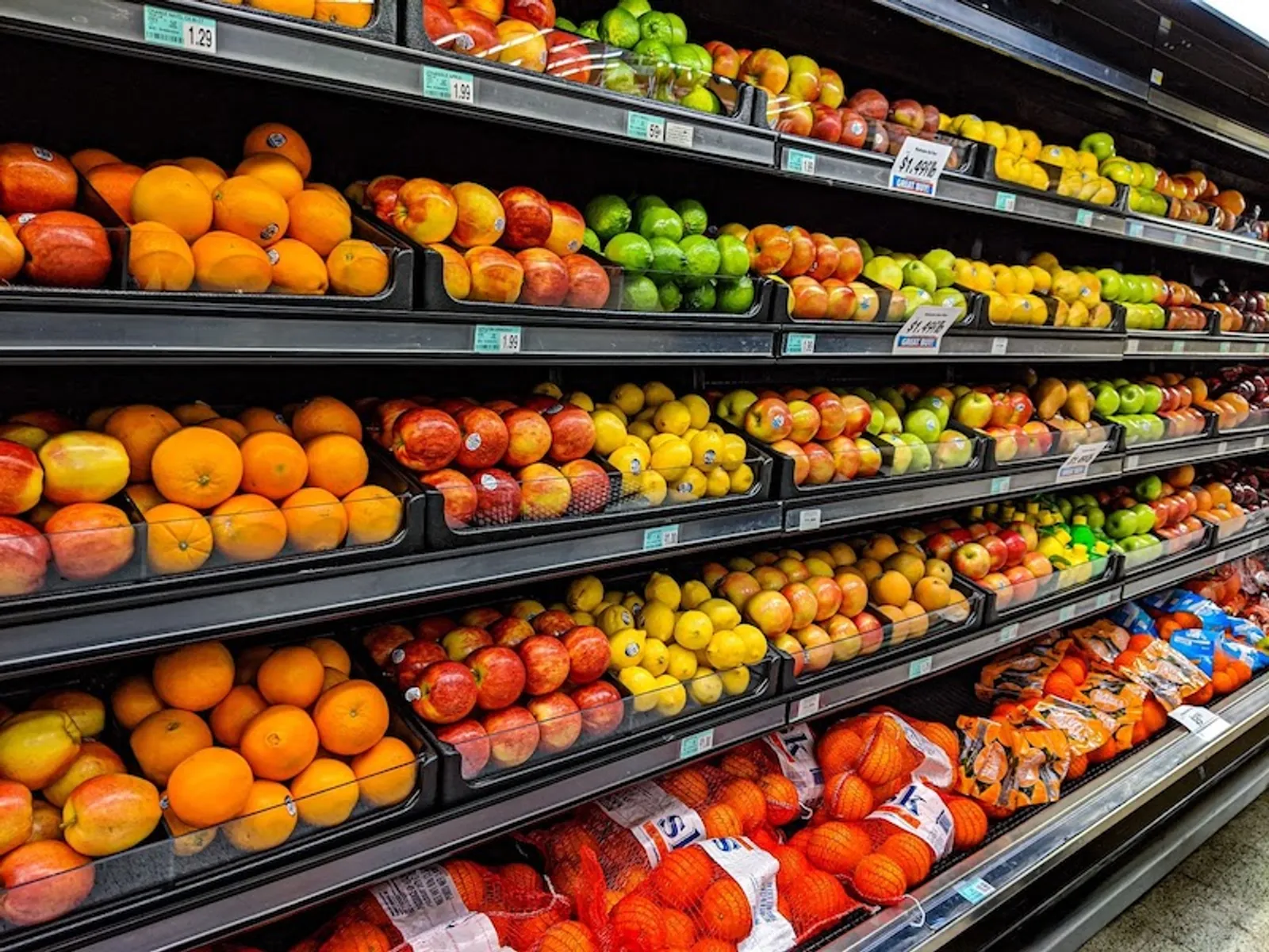 marketplace for oranges