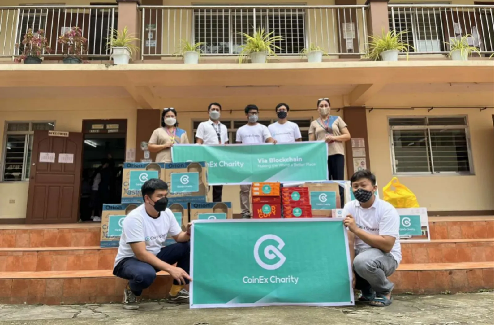 愛心捐贈，情暖校園：CoinEx Charity向菲律賓學校捐贈物資 - image 2