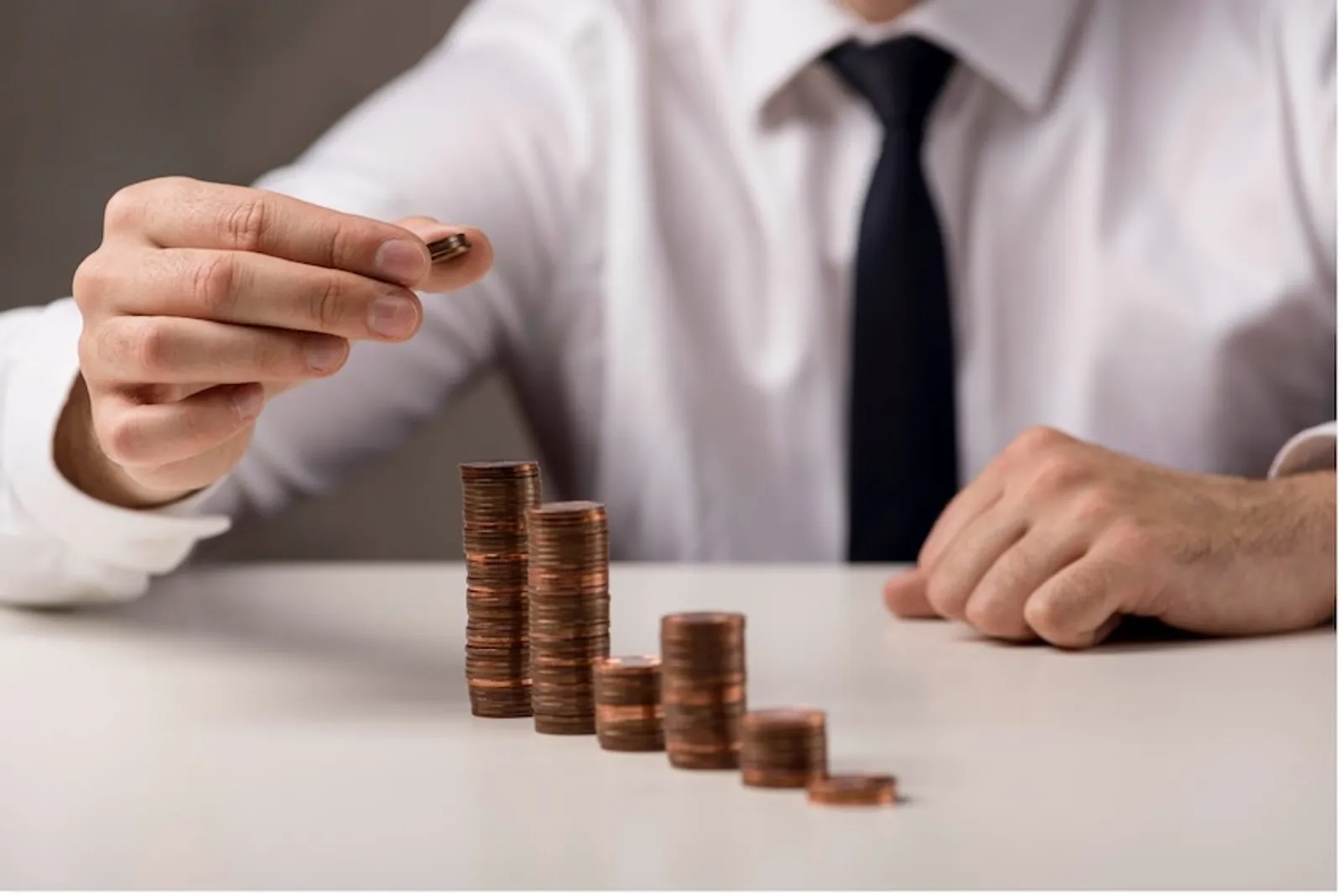 Geleneksel Finansın Krizi: Minimalizmin Sessiz Yükselişi