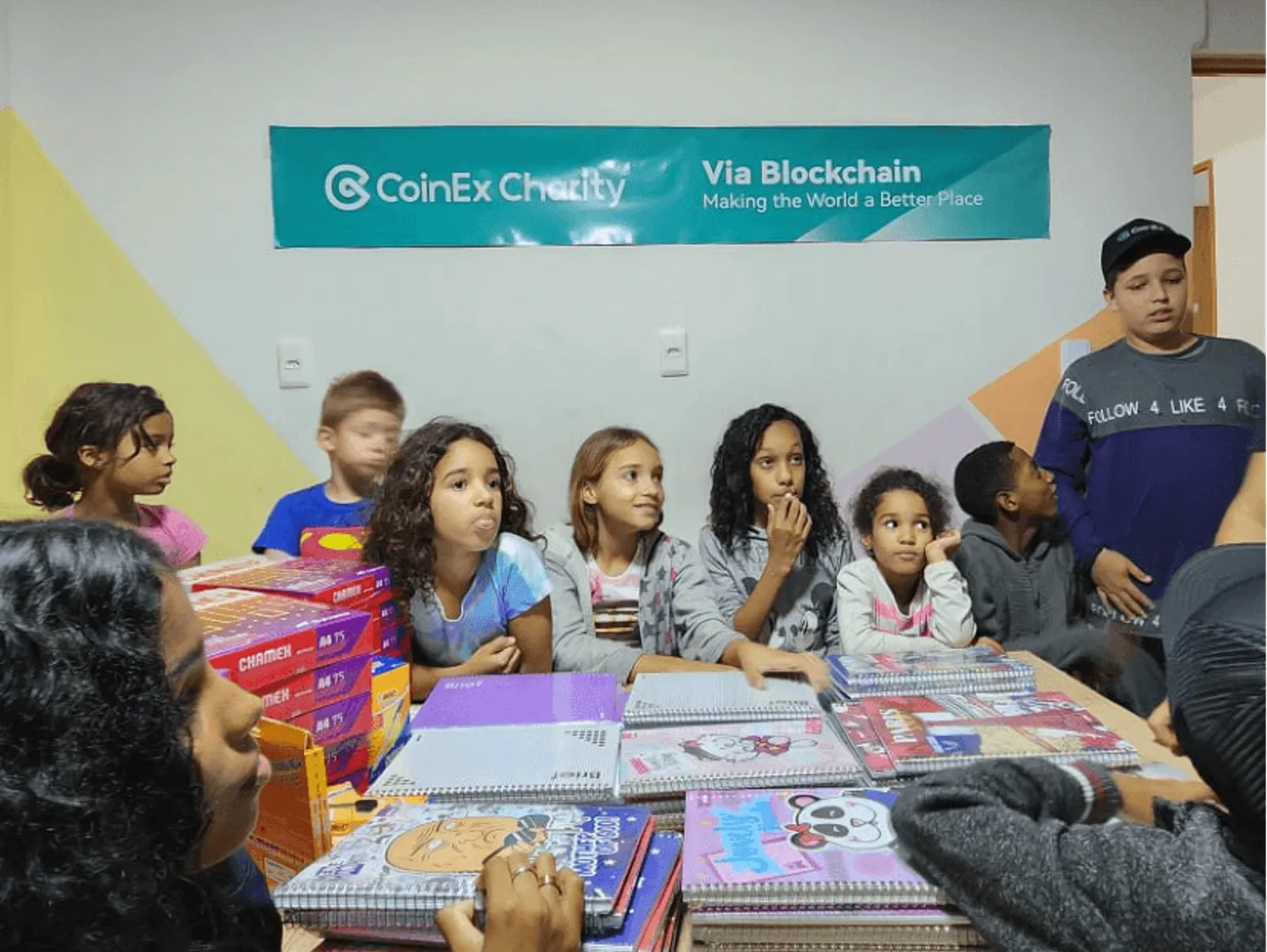 CoinEx Charity donates learning supplies to Educar+