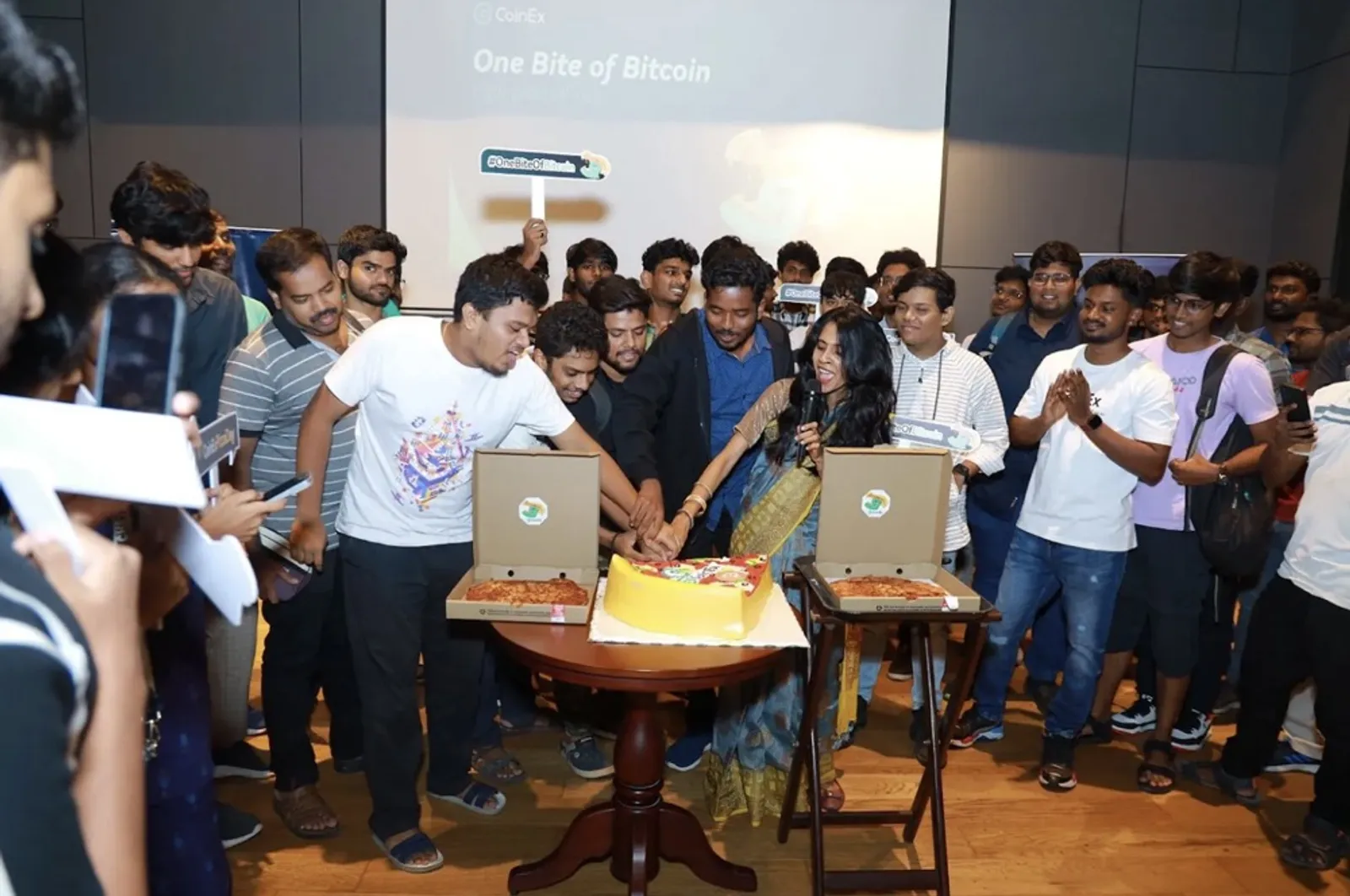 Bitcoin nos vuelve uno: Un recap del Pizza Day con CoinEx - image 2