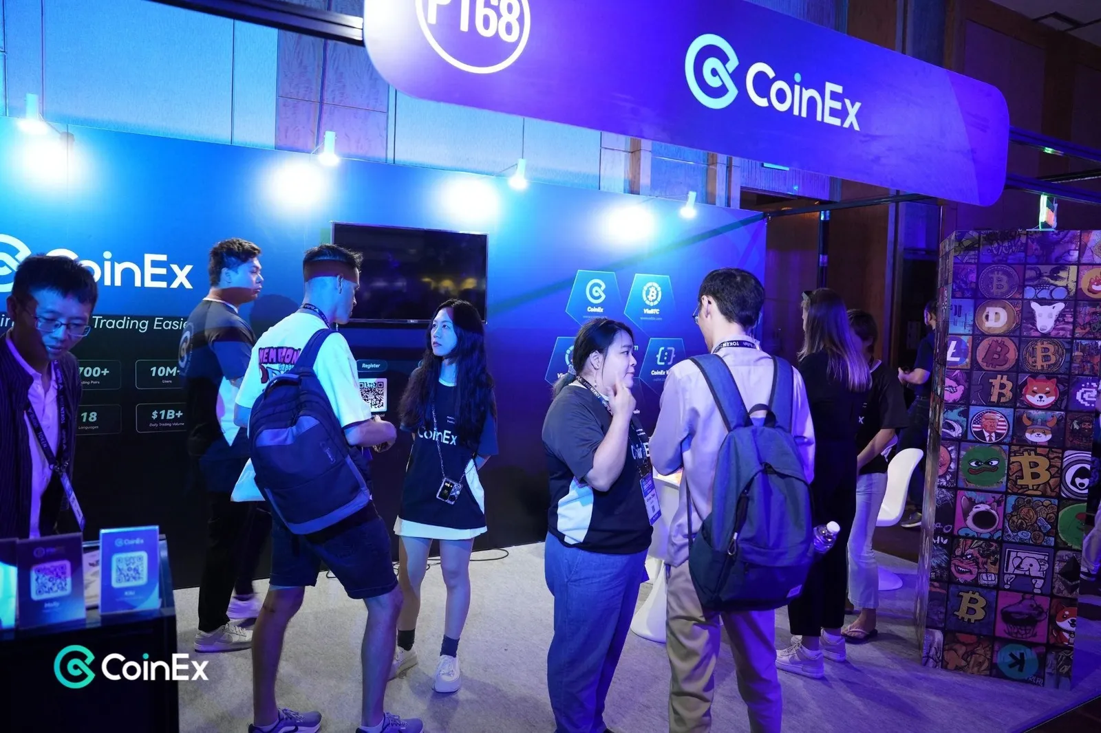 Стенд CoinEx