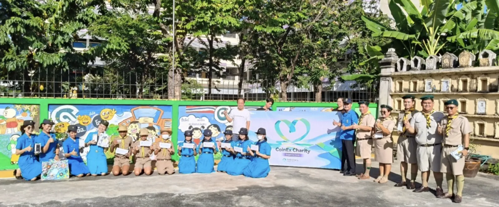 Proyek “The Wall of Dreams” CoinEx Charity di Thailand: Inspirasi Masa Depan dengan Kreativitas - image 2