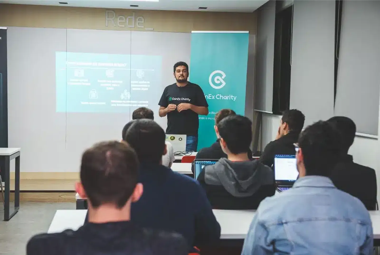 CoinEx Charity e Polkadot