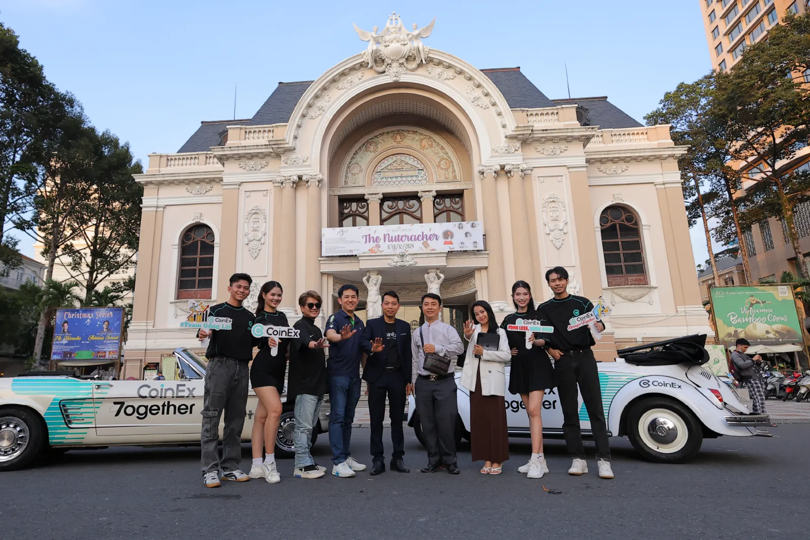 CoinEx’s 7th Anniversary: Sparking Energy with Vintage Car Show in Vietnam
