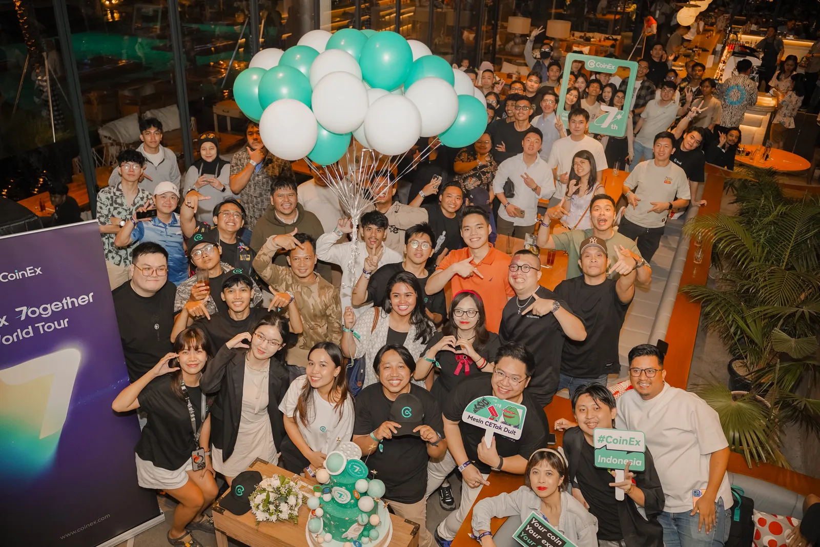 CoinEx’s 7th Anniversary: Revving Up Celebrations with Vintage Cars and Community Spirit - image 2
