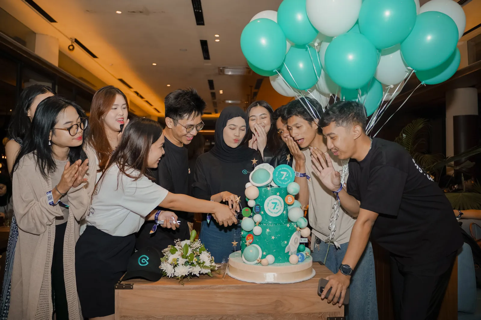 CoinEx’s 7th Anniversary: Revving Up Celebrations with Vintage Cars and Community Spirit