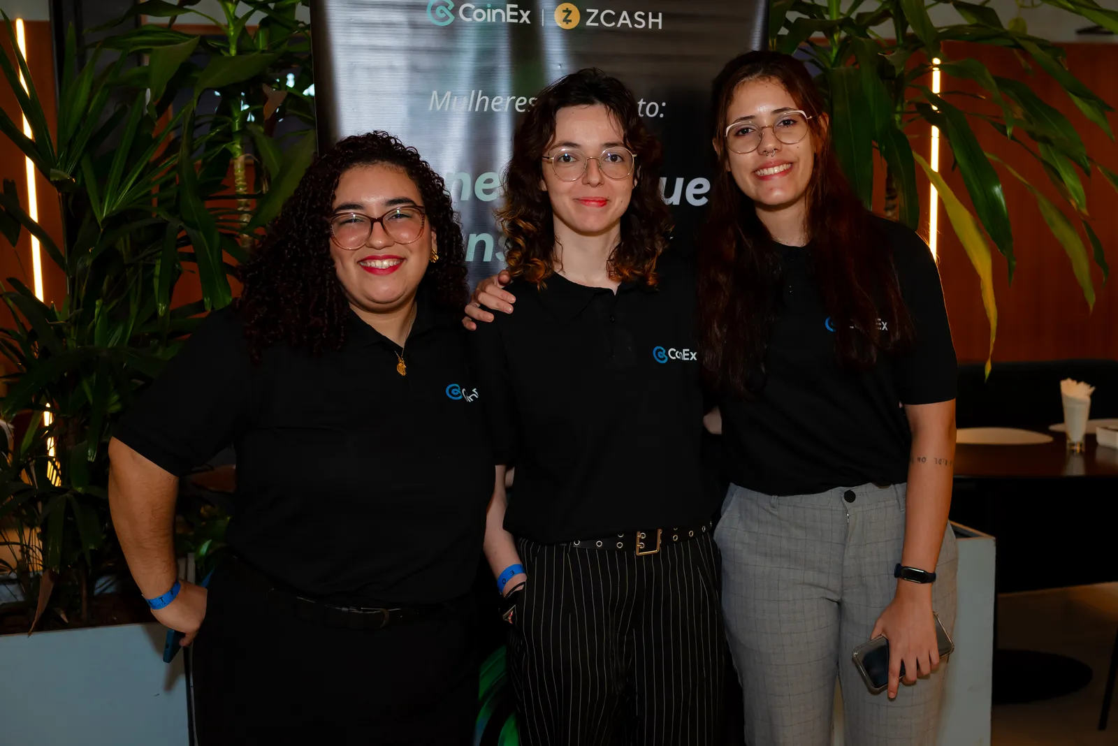 Mulheres em Cripto: Conexões que Transformam - CoinEx