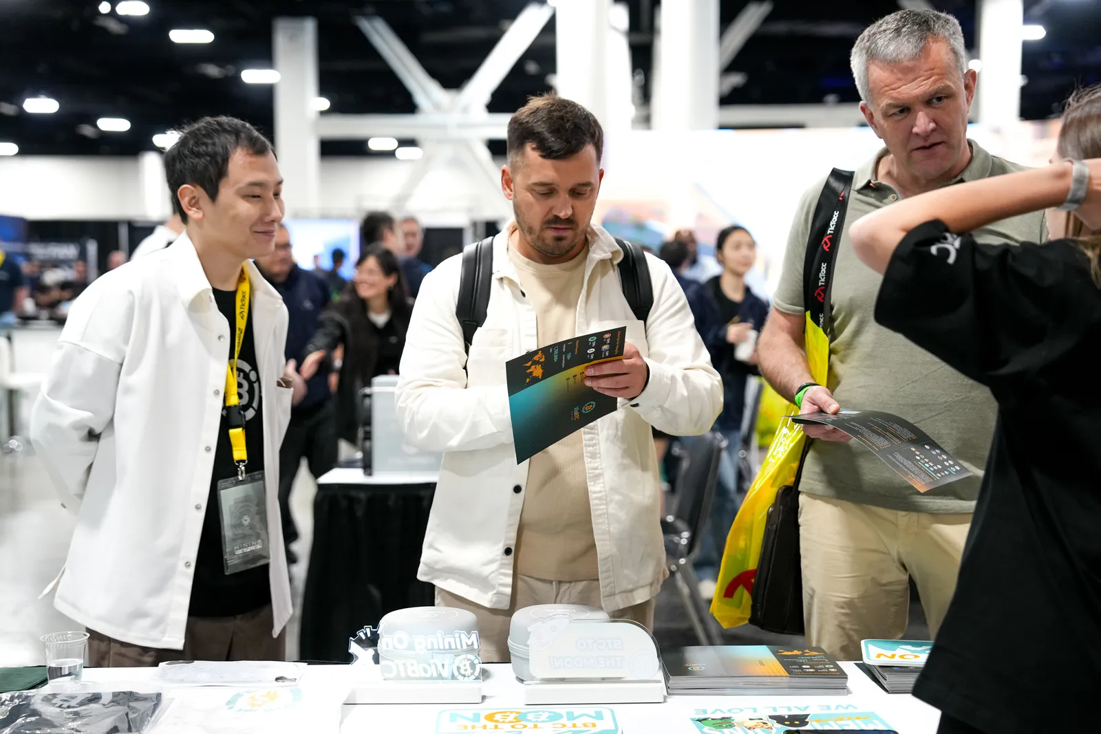CoinEx di Mining Disrupt 2025: Memperkuat Suara Kami dalam Komunitas Penambangan Global - image 3